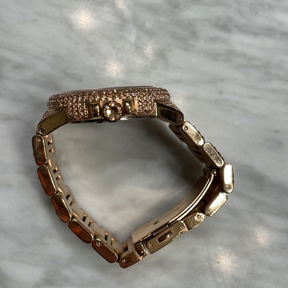 Michael kors swarovski Rose gold watch - Picture 2 of 6